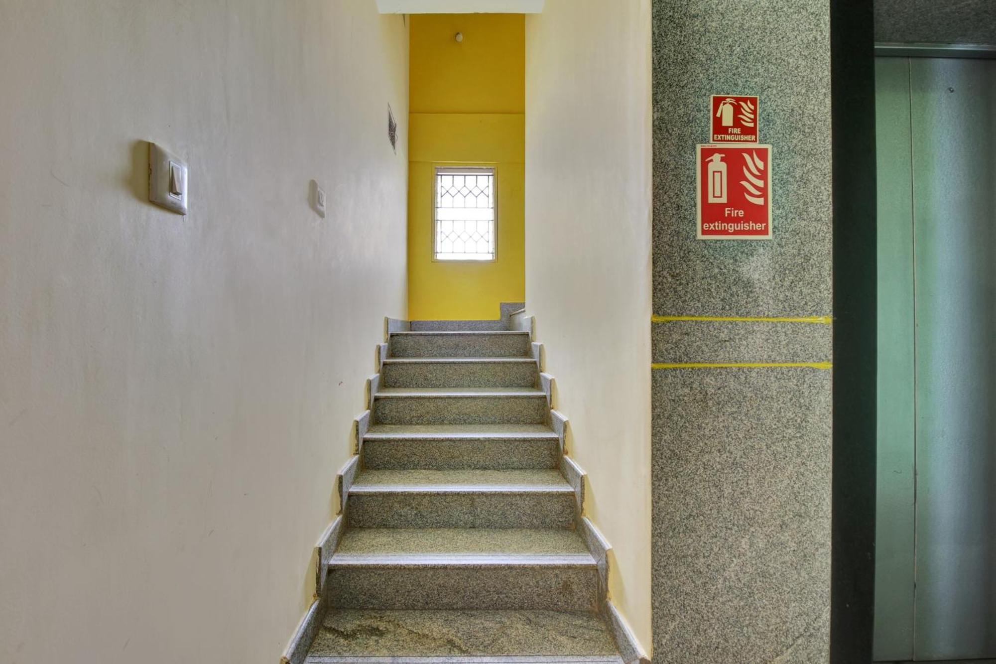Hotel O Metro Inn Manyata 班加罗尔 外观 照片
